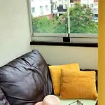 شقة Apartament Przy Metrze I Przy Lesie وارسو