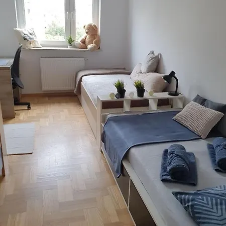 Apartament Przy Metrze I Przy Lesie Lejlighed