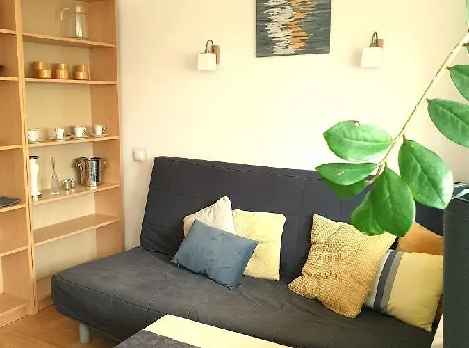 Apartament Przy Metrze I Przy Lesie * Warschau