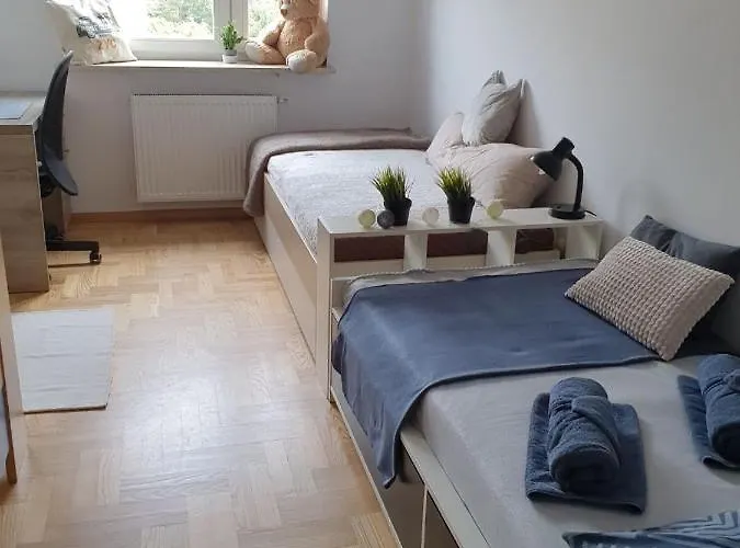 Apartament Przy Metrze I Przy Lesie Appartement