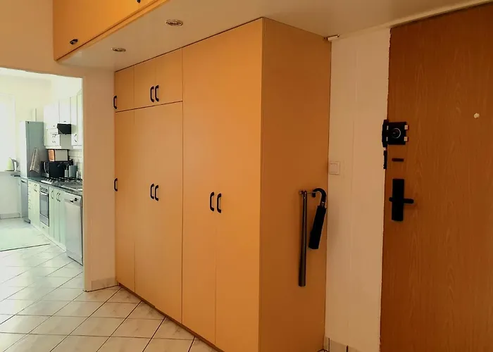 Apartament Przy Metrze I Przy Lesie Warschau