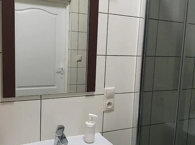 Apartament Przy Metrze I Przy Lesie Appartement Warschau